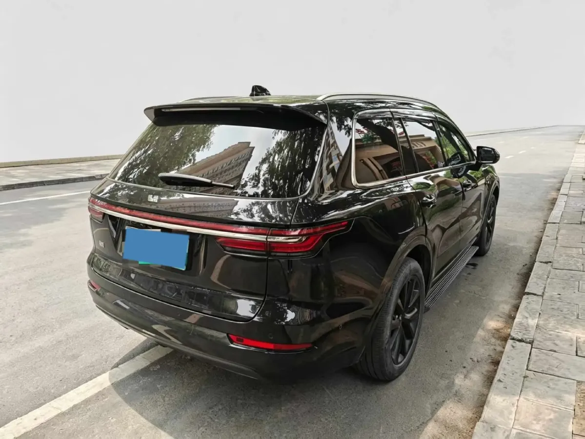 2021 Li ONE Range Extended 131HP REEV 40.5KWH,autocango,china used car exporter,china ev exporter,chinese used car exporter,chinese used ev exporter