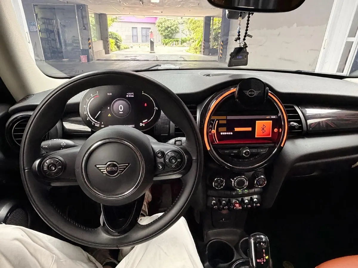 2021 MINI MINI 1.5T 136HP L3 7DCT,autocango,china used car exporter,china ev exporter,chinese used car exporter,chinese used ev exporter