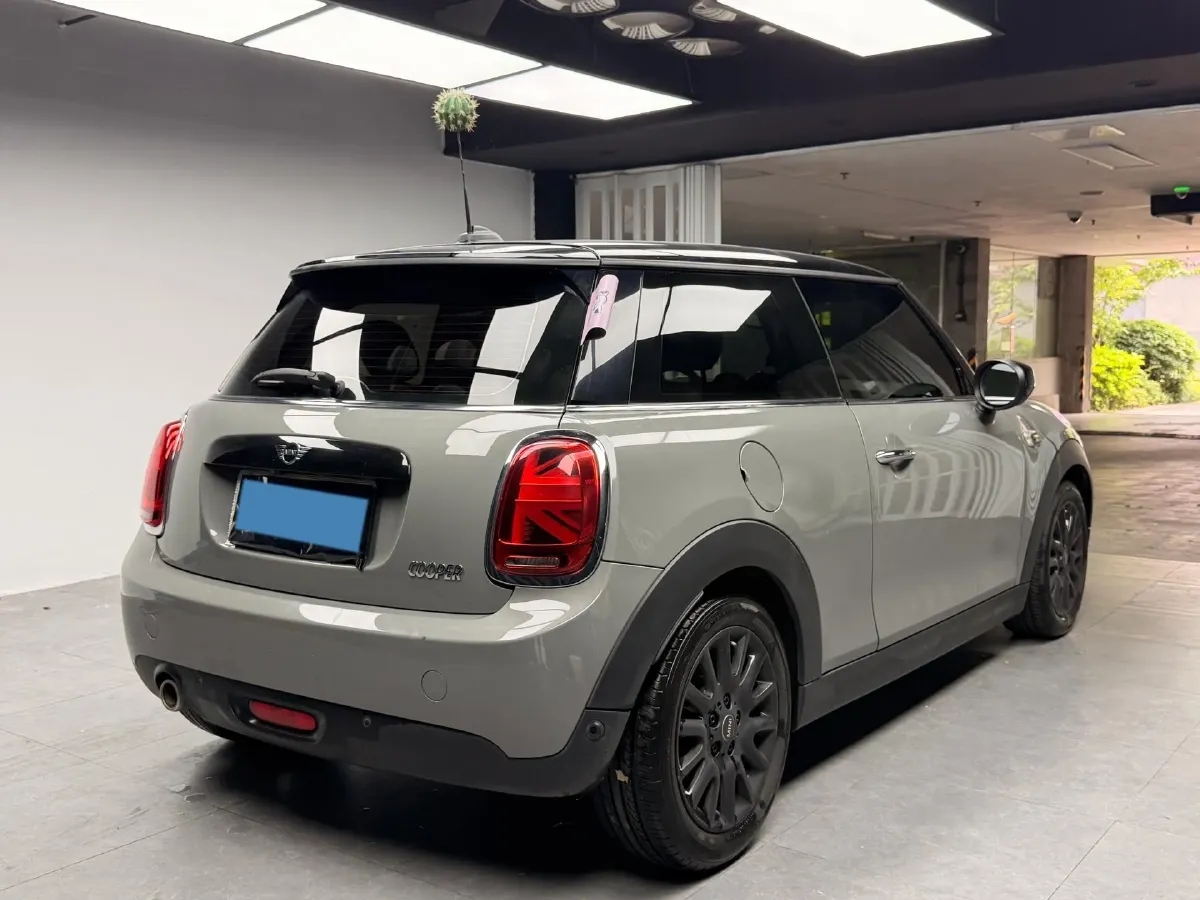 2021 MINI MINI 1.5T 136HP L3 7DCT,autocango,china used car exporter,china ev exporter,chinese used car exporter,chinese used ev exporter