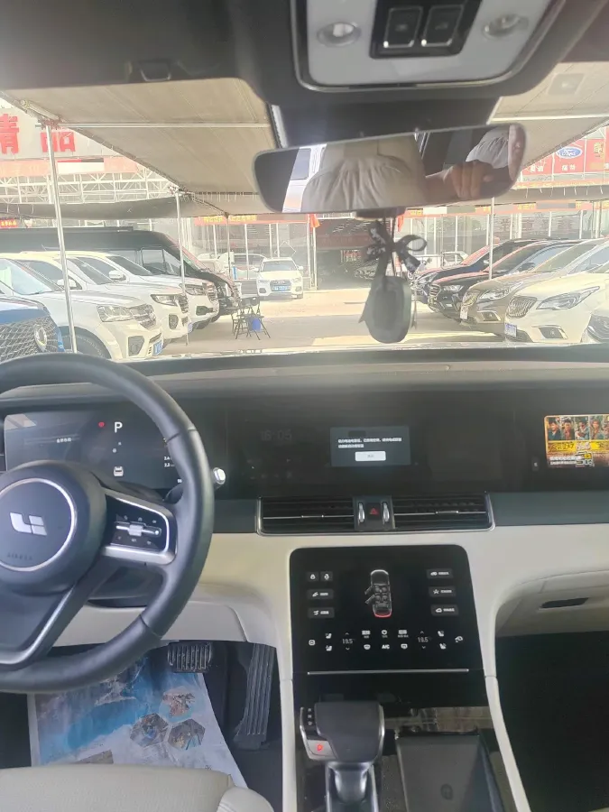 2021 Li ONE Range Extended 131HP REEV 40.5KWH,autocango,china used car exporter,china ev exporter,chinese used car exporter,chinese used ev exporter