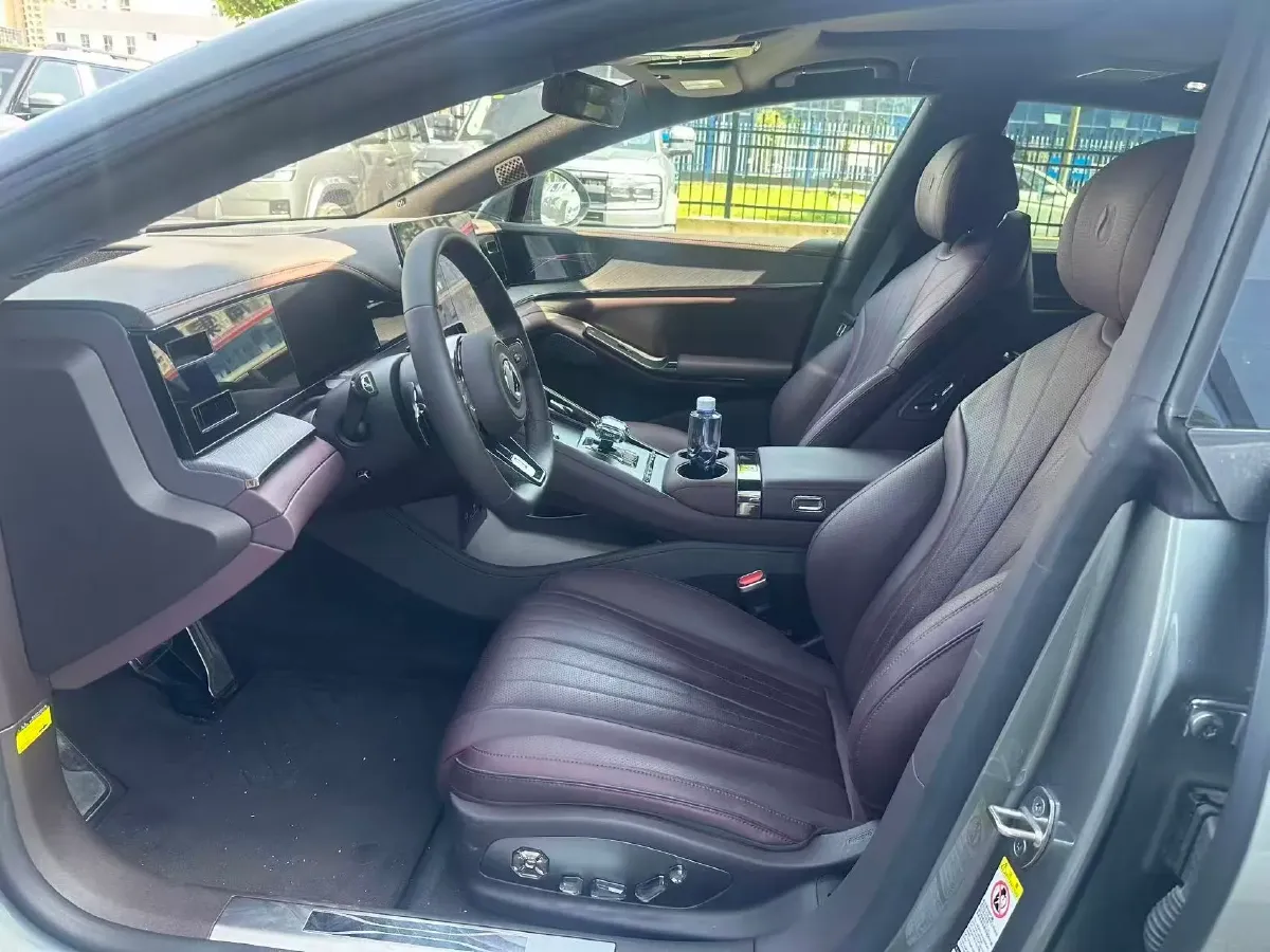 2024 Denza DenzaZ9GT 2.0T 207HP L4 E-CVT PHEV 38.5KWH,autocango,china used car exporter,china ev exporter,chinese used car exporter,chinese used ev exporter