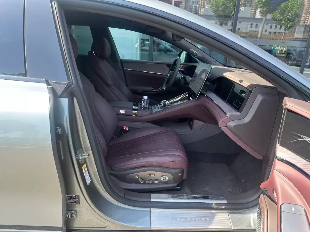2024 Denza DenzaZ9GT 2.0T 207HP L4 E-CVT PHEV 38.5KWH,autocango,china used car exporter,china ev exporter,chinese used car exporter,chinese used ev exporter
