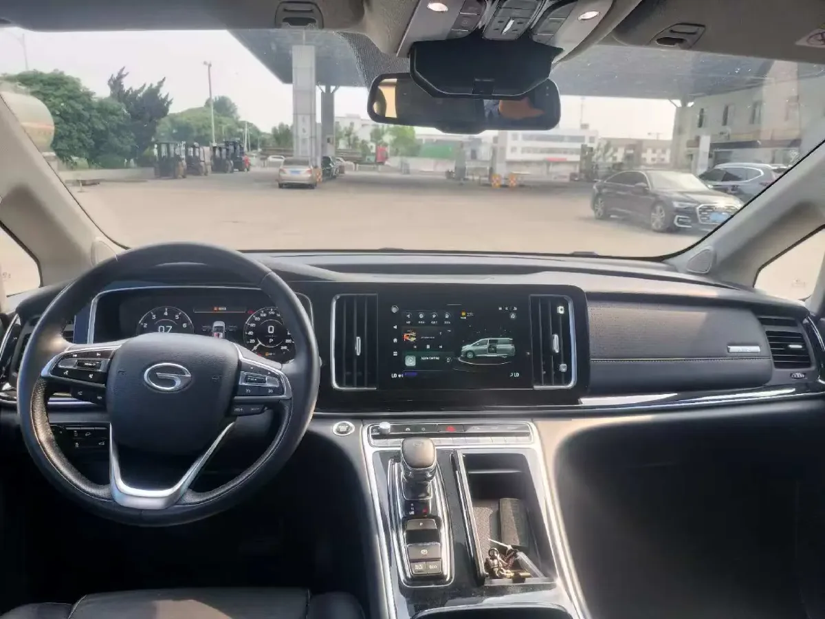 2021 GAC Trumpchi M8 2.0T 252HP L4 8AT,autocango,china used car exporter,china ev exporter,chinese used car exporter,chinese used ev exporter