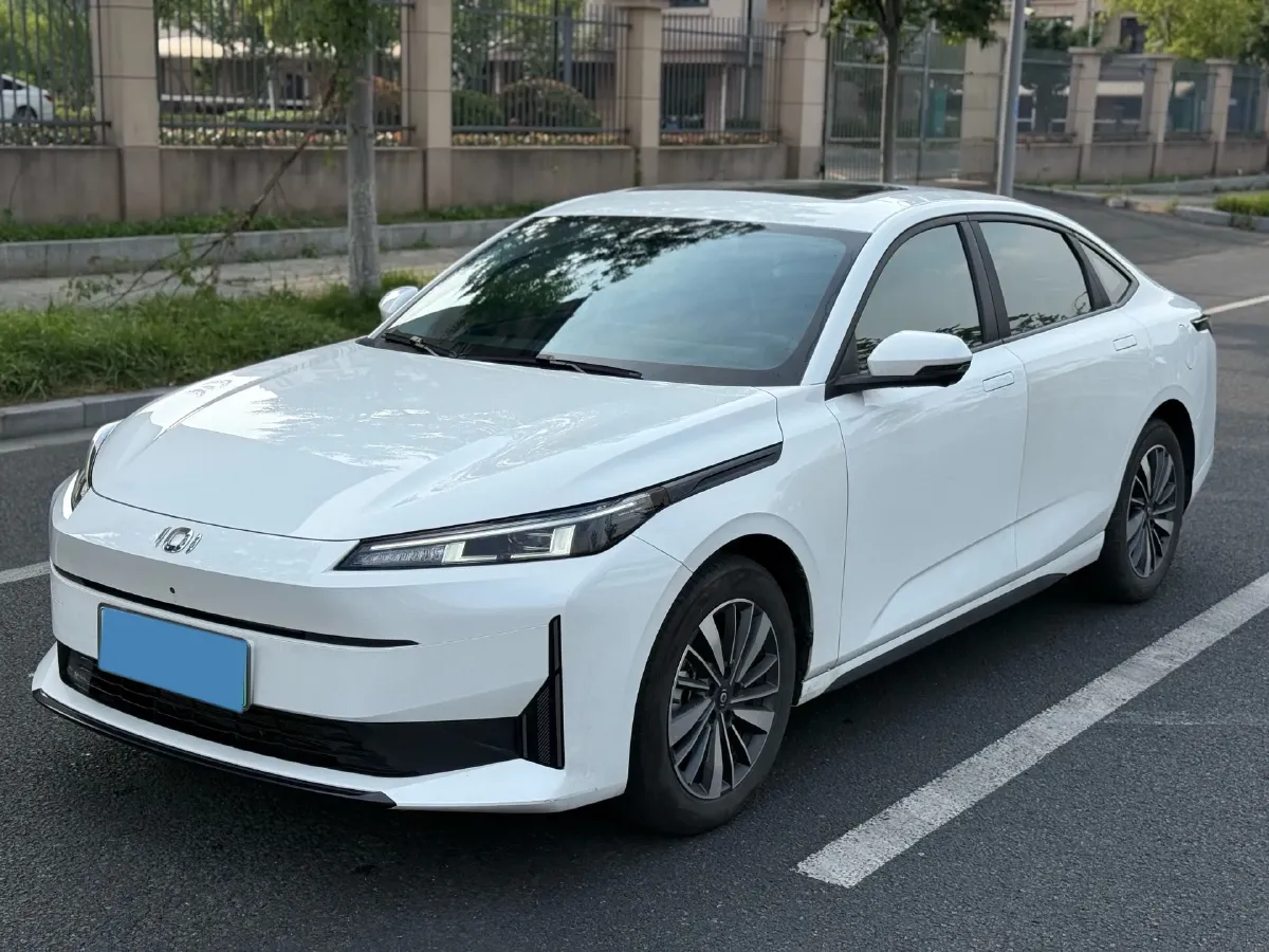2024 ChangAn QiYuan A05 1.5L 110HP L4 E-CVT PHEV 9.07KWH,autocango,china used car exporter,china ev exporter,chinese used car exporter,chinese used ev exporter