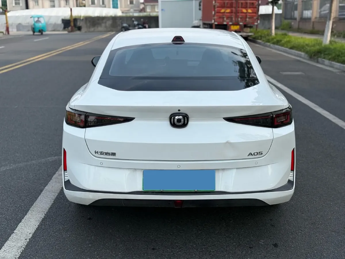 2024 ChangAn QiYuan A05 1.5L 110HP L4 E-CVT PHEV 9.07KWH,autocango,china used car exporter,china ev exporter,chinese used car exporter,chinese used ev exporter
