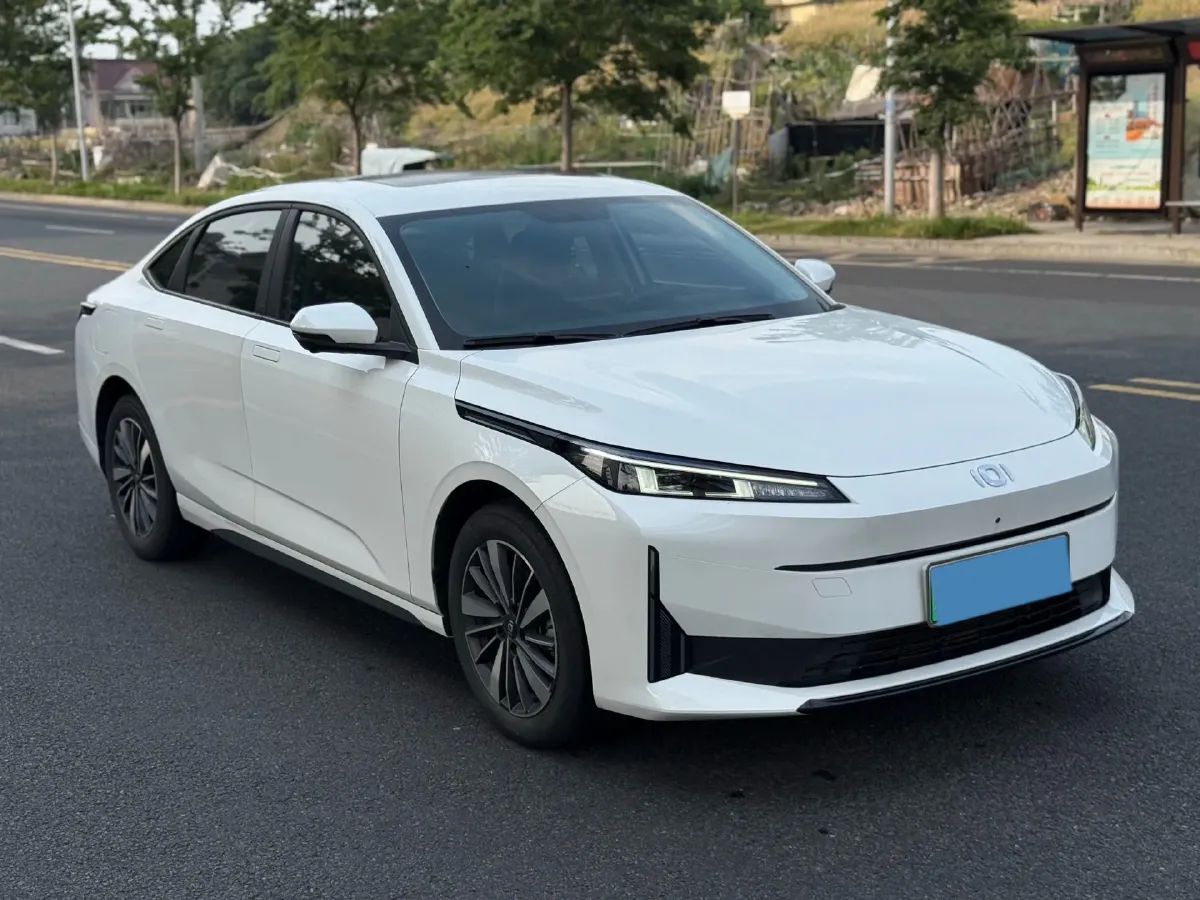 2024 ChangAn QiYuan A05 1.5L 110HP L4 E-CVT PHEV 9.07KWH,autocango,china used car exporter,china ev exporter,chinese used car exporter,chinese used ev exporter