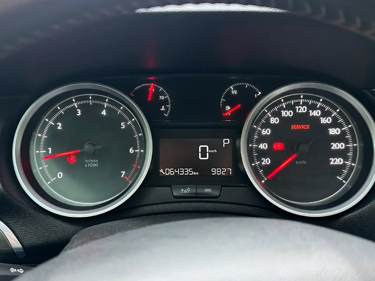 2018 Peugeot 408 1.6T 167HP L4 6AT,autocango,china used car exporter,china ev exporter,chinese used car exporter,chinese used ev exporter