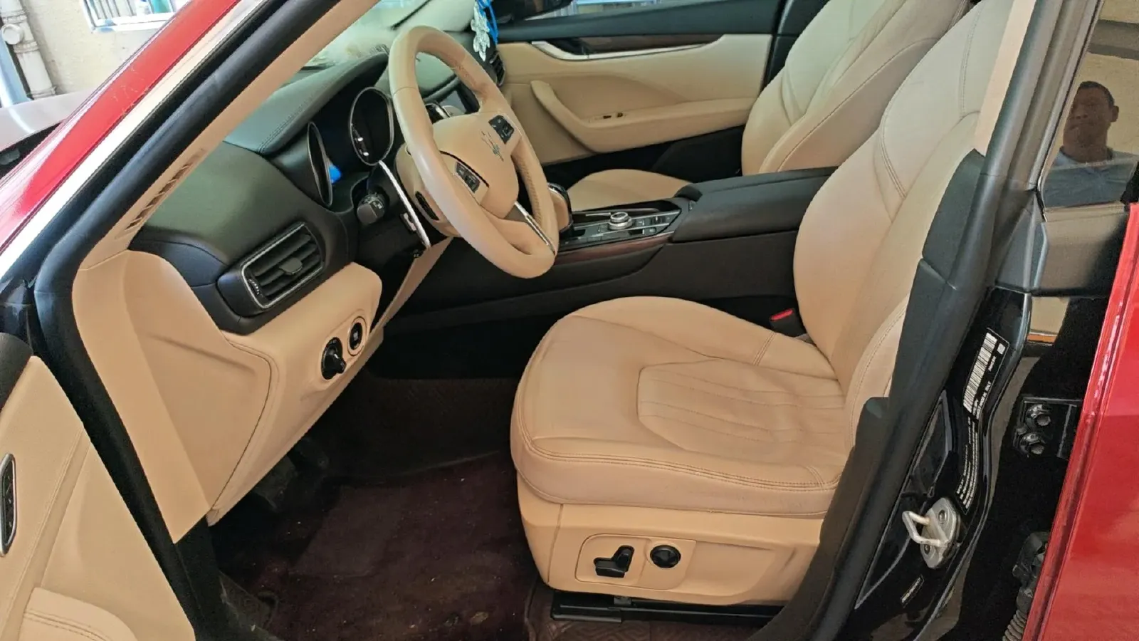 2016 Maserati Levante 3.0T 430HP V6 8AT,autocango,china used car exporter,china ev exporter,chinese used car exporter,chinese used ev exporter