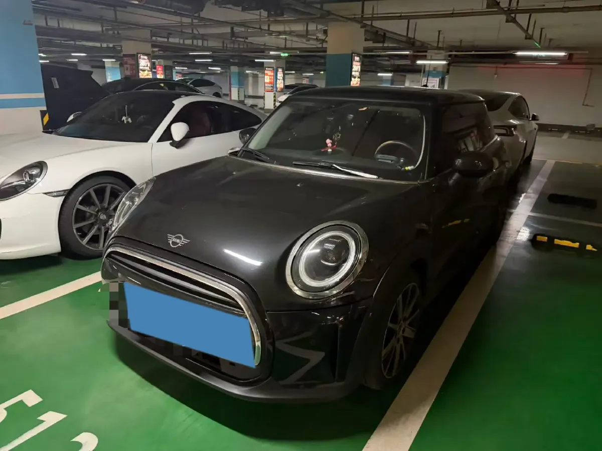 2023 MINI MINI 1.5T 136HP L3 7DCT,autocango,china used car exporter,china ev exporter,chinese used car exporter,chinese used ev exporter