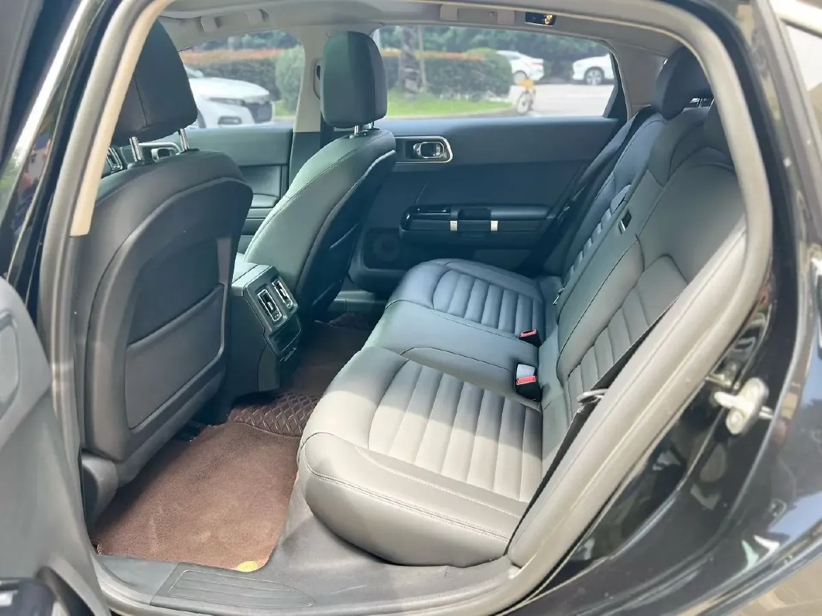 2021 Citroen C6 1.8T 211HP L4 8AT,autocango,china used car exporter,china ev exporter,chinese used car exporter,chinese used ev exporter