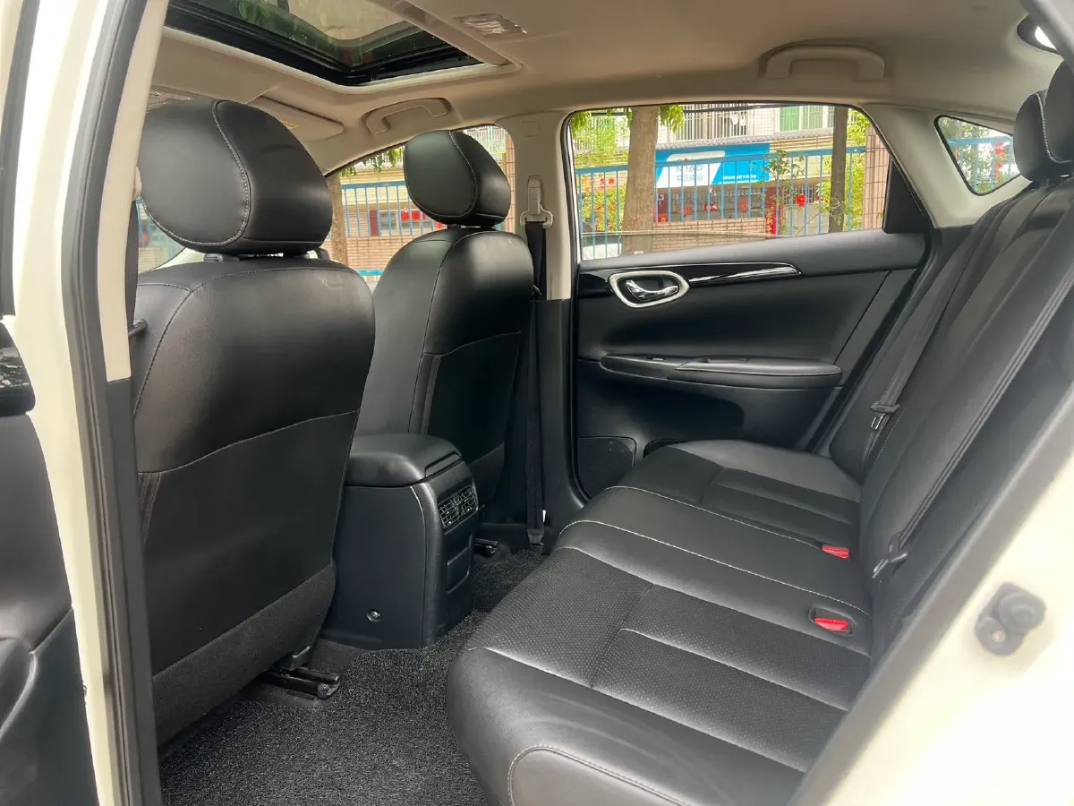 2021 Nissan Sylphy 1.6L 122HP L4 CVT,autocango,china used car exporter,china ev exporter,chinese used car exporter,chinese used ev exporter