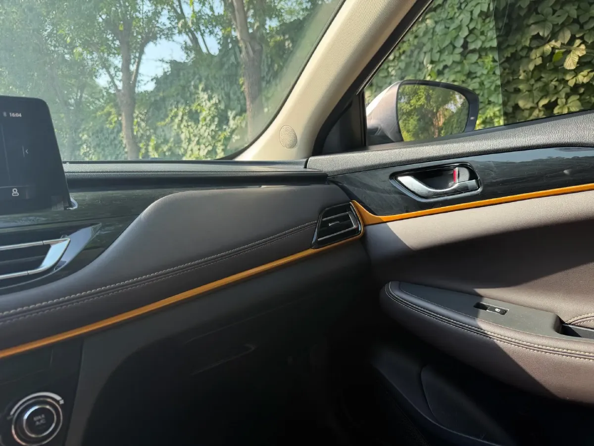 2019 ChangAn Eado DT 1.6L 125HP L4 4AT,autocango,china used car exporter,china ev exporter,chinese used car exporter,chinese used ev exporter