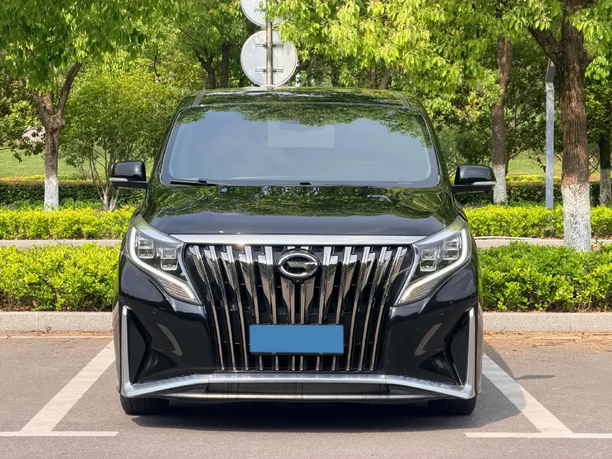 2021 GAC Trumpchi M8 2.0T 252HP L4 8AT,autocango,china used car exporter,china ev exporter,chinese used car exporter,chinese used ev exporter