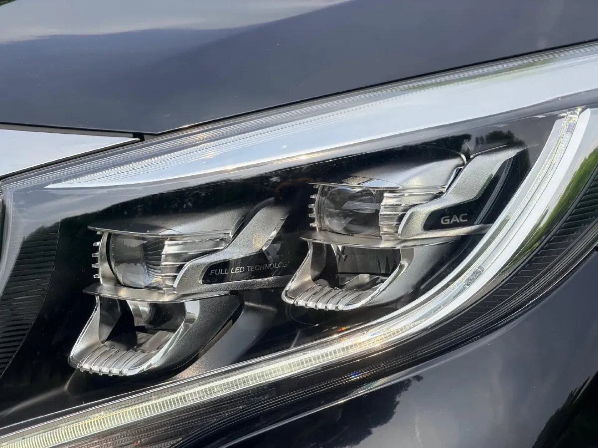 2021 GAC Trumpchi M8 2.0T 252HP L4 8AT,autocango,china used car exporter,china ev exporter,chinese used car exporter,chinese used ev exporter