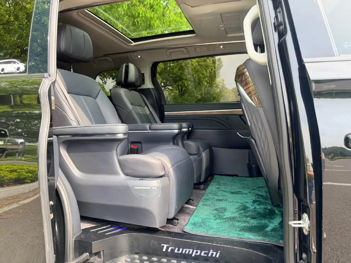 2021 GAC Trumpchi M8 2.0T 252HP L4 8AT,autocango,china used car exporter,china ev exporter,chinese used car exporter,chinese used ev exporter