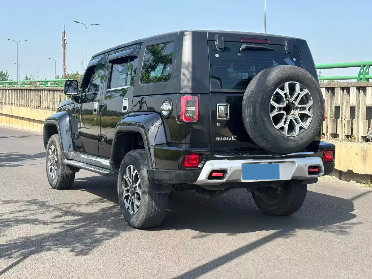 2020 Beijing BJ40 2.0T 224HP L4 8AT,autocango,china used car exporter,china ev exporter,chinese used car exporter,chinese used ev exporter