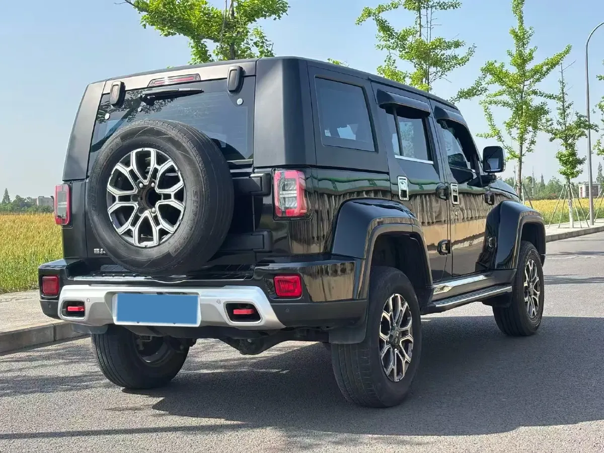 2020 Beijing BJ40 2.0T 224HP L4 8AT,autocango,china used car exporter,china ev exporter,chinese used car exporter,chinese used ev exporter