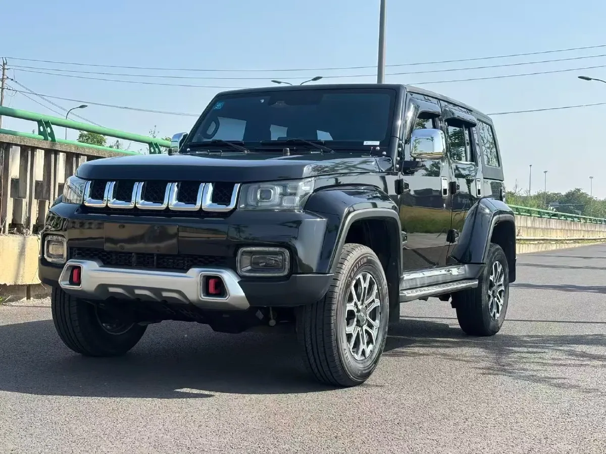 2020 Beijing BJ40 2.0T 224HP L4 8AT,autocango,china used car exporter,china ev exporter,chinese used car exporter,chinese used ev exporter