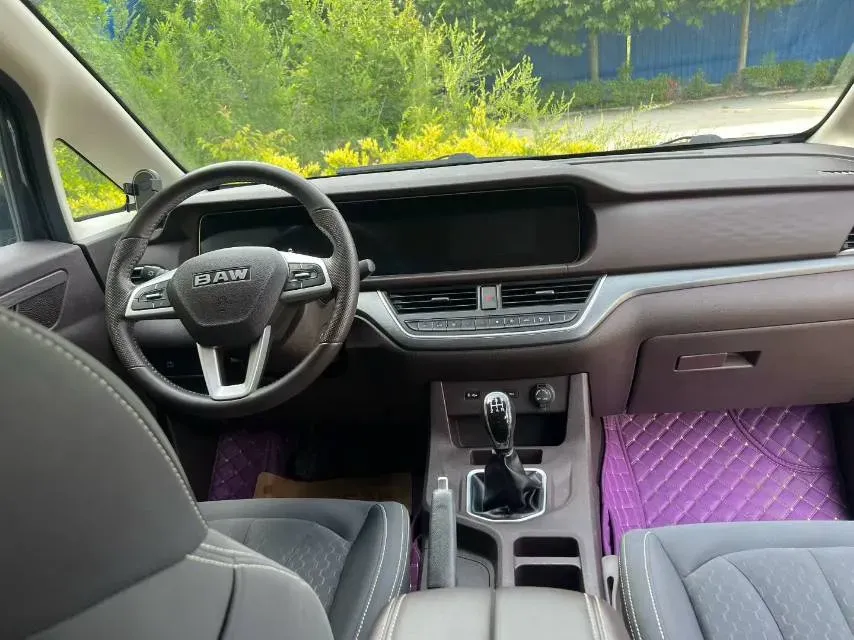 2023 BAW RuiSheng Trump M7 1.6L 124HP L4 5MT,autocango,china used car exporter,china ev exporter,chinese used car exporter,chinese used ev exporter