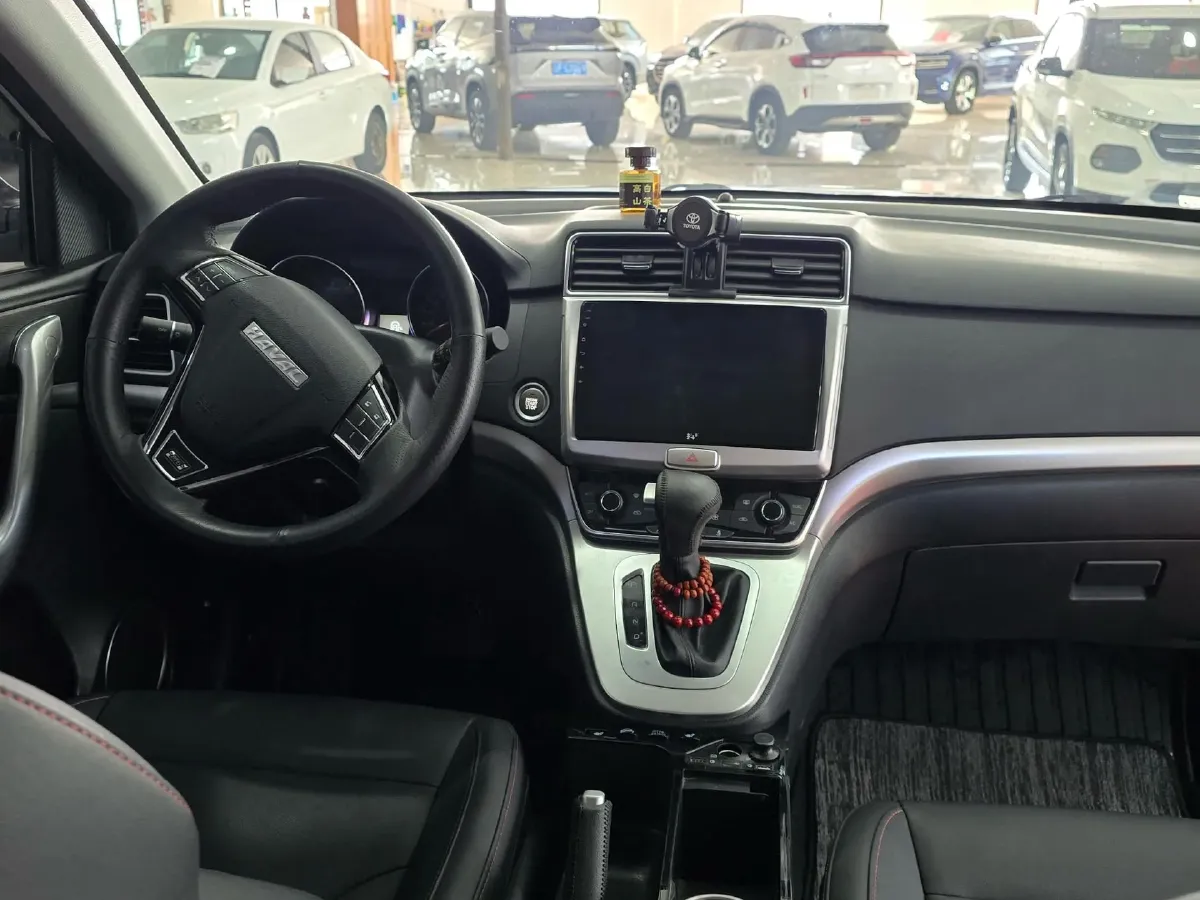 2021 Haval M6 1.5T 150HP L4 7DCT,autocango,china used car exporter,china ev exporter,chinese used car exporter,chinese used ev exporter