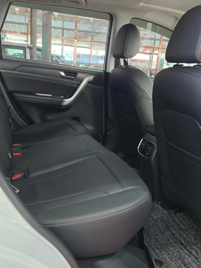 2021 Haval M6 1.5T 150HP L4 7DCT,autocango,china used car exporter,china ev exporter,chinese used car exporter,chinese used ev exporter