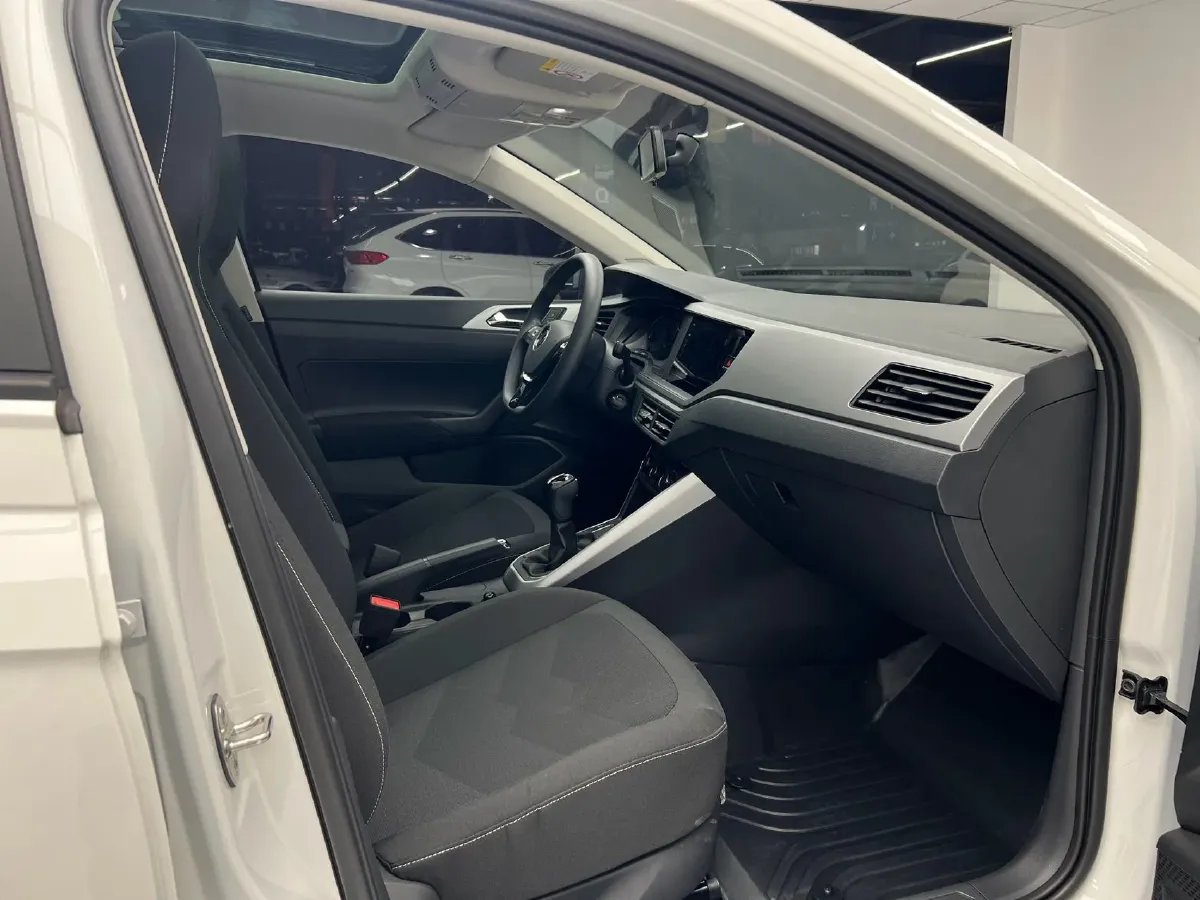 2021 Bestune T55 1.5T 169HP L4 7DCT,autocango,china used car exporter,china ev exporter,chinese used car exporter,chinese used ev exporter