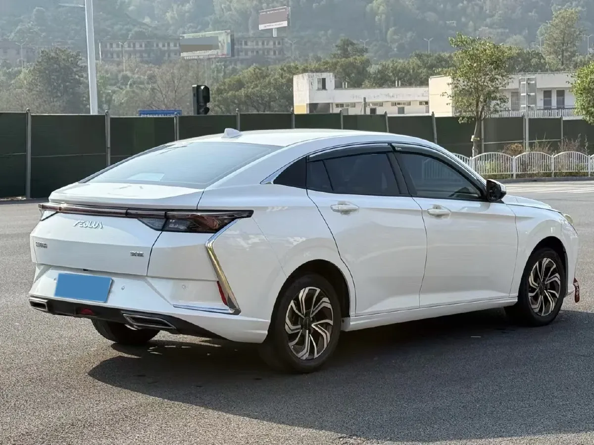 2021 DongFeng Aeolus YiXuan 1.5T 150HP L4 6DCT,autocango,china used car exporter,china ev exporter,chinese used car exporter,chinese used ev exporter