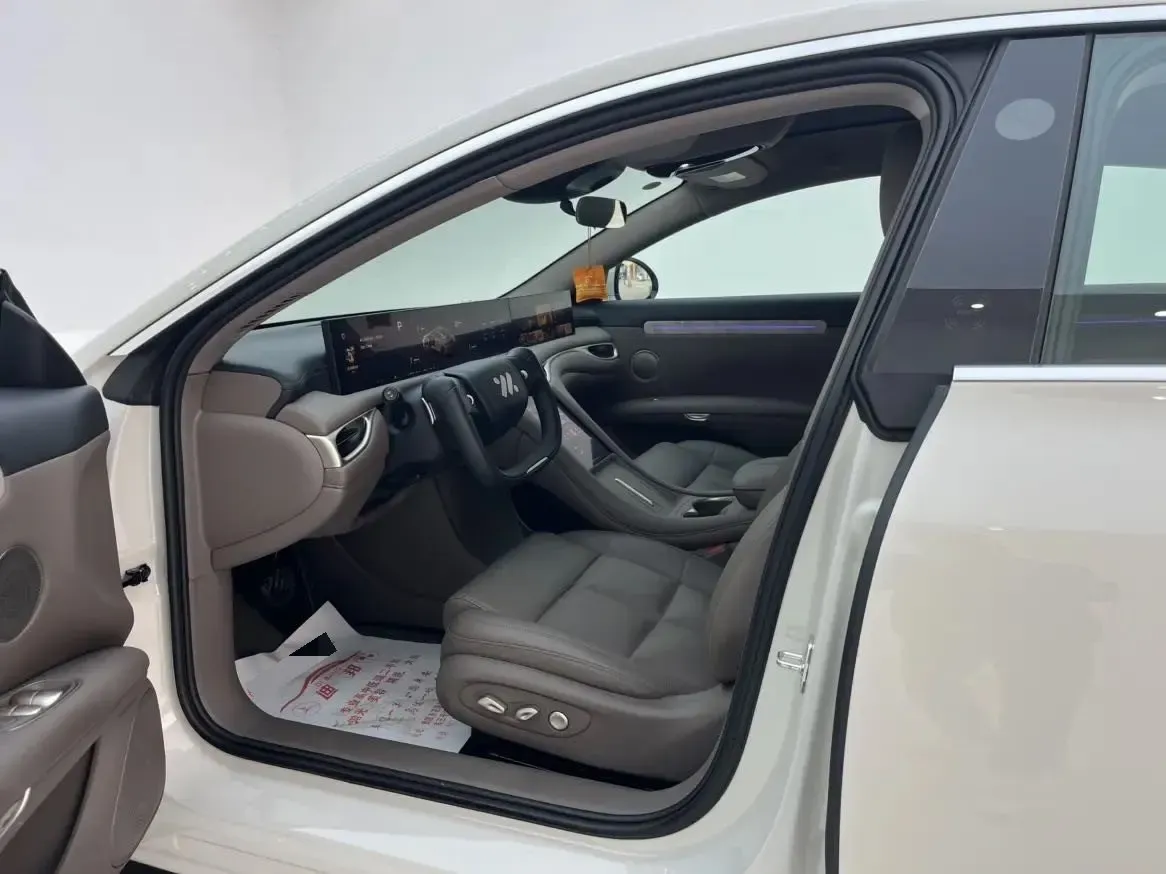 2025 IM L6 BEV,autocango,china used car exporter,china ev exporter,chinese used car exporter,chinese used ev exporter
