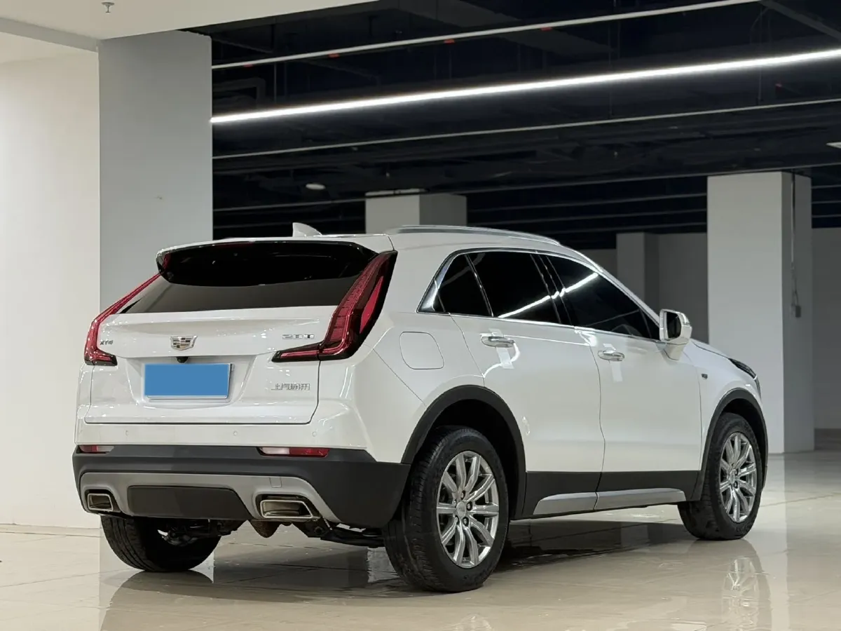 2020 Cadillac XT4 2.0T 237HP L4 9AT,autocango,china used car exporter,china ev exporter,chinese used car exporter,chinese used ev exporter