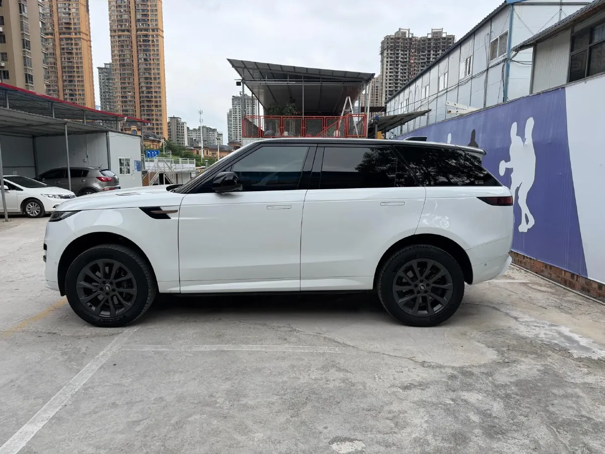 2023 Land Rover Range Rover Sport 3.0T 400HP L6 8AT,autocango,china used car exporter,china ev exporter,chinese used car exporter,chinese used ev exporter