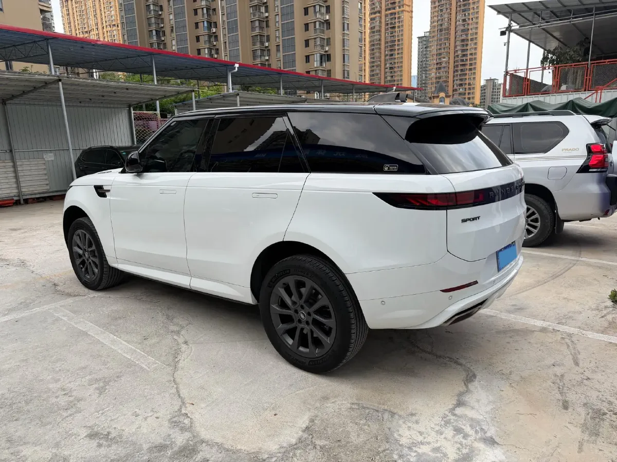2023 Land Rover Range Rover Sport 3.0T 400HP L6 8AT,autocango,china used car exporter,china ev exporter,chinese used car exporter,chinese used ev exporter