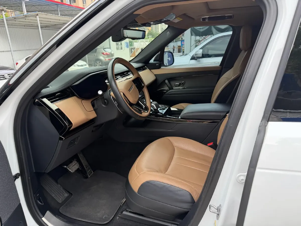 2023 Land Rover Range Rover Sport 3.0T 400HP L6 8AT,autocango,china used car exporter,china ev exporter,chinese used car exporter,chinese used ev exporter