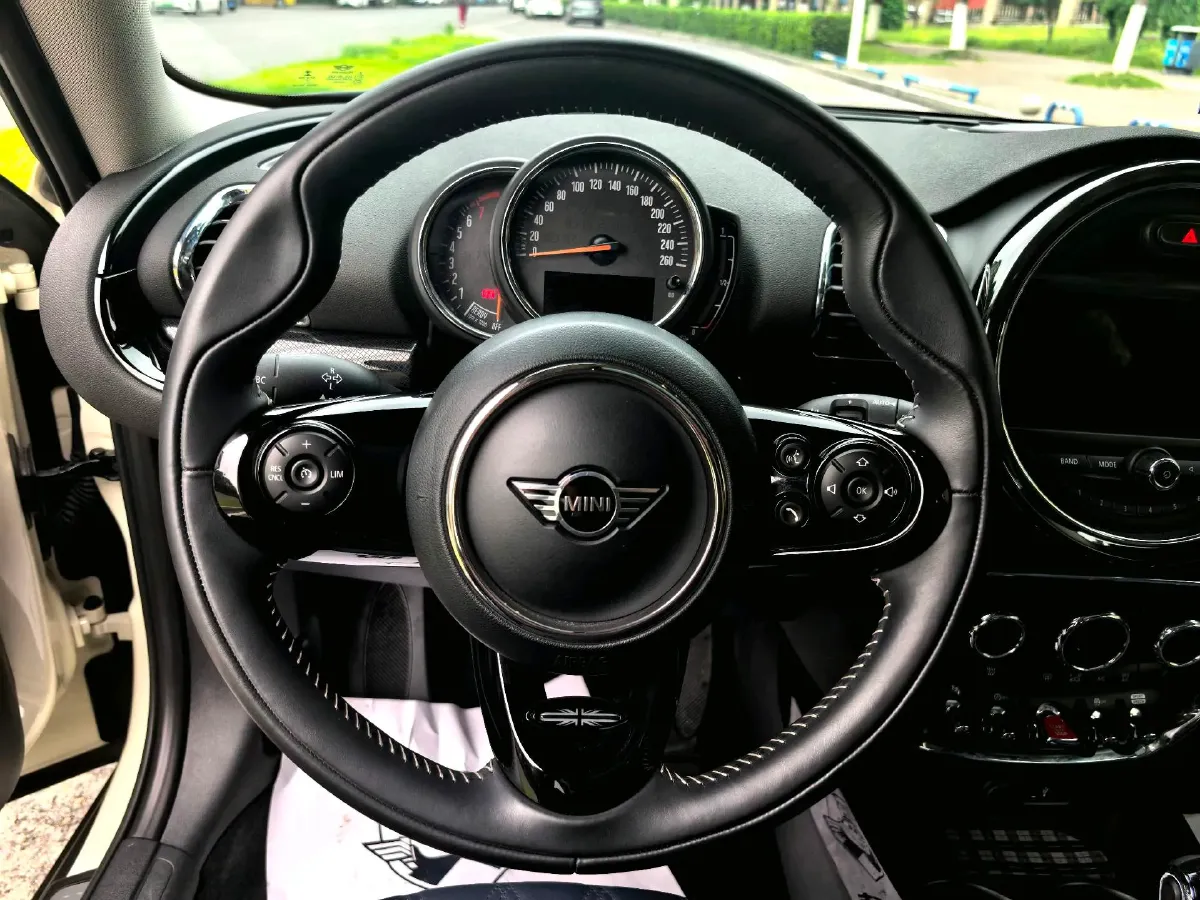2019 MINI CLUBMAN 1.5T 136HP L3 7DCT,autocango,china used car exporter,china ev exporter,chinese used car exporter,chinese used ev exporter