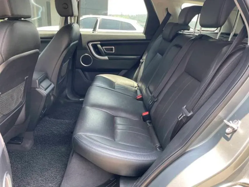 2018 Land Rover Discovery Sport 2.0T 241HP L4 9AT,autocango,china used car exporter,china ev exporter,chinese used car exporter,chinese used ev exporter