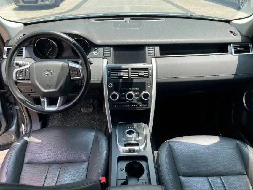 2018 Land Rover Discovery Sport 2.0T 241HP L4 9AT,autocango,china used car exporter,china ev exporter,chinese used car exporter,chinese used ev exporter