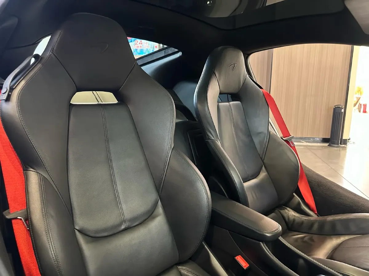 2015 McLaren 570 3.8T 570HP V8 7DCT,autocango,china used car exporter,china ev exporter,chinese used car exporter,chinese used ev exporter