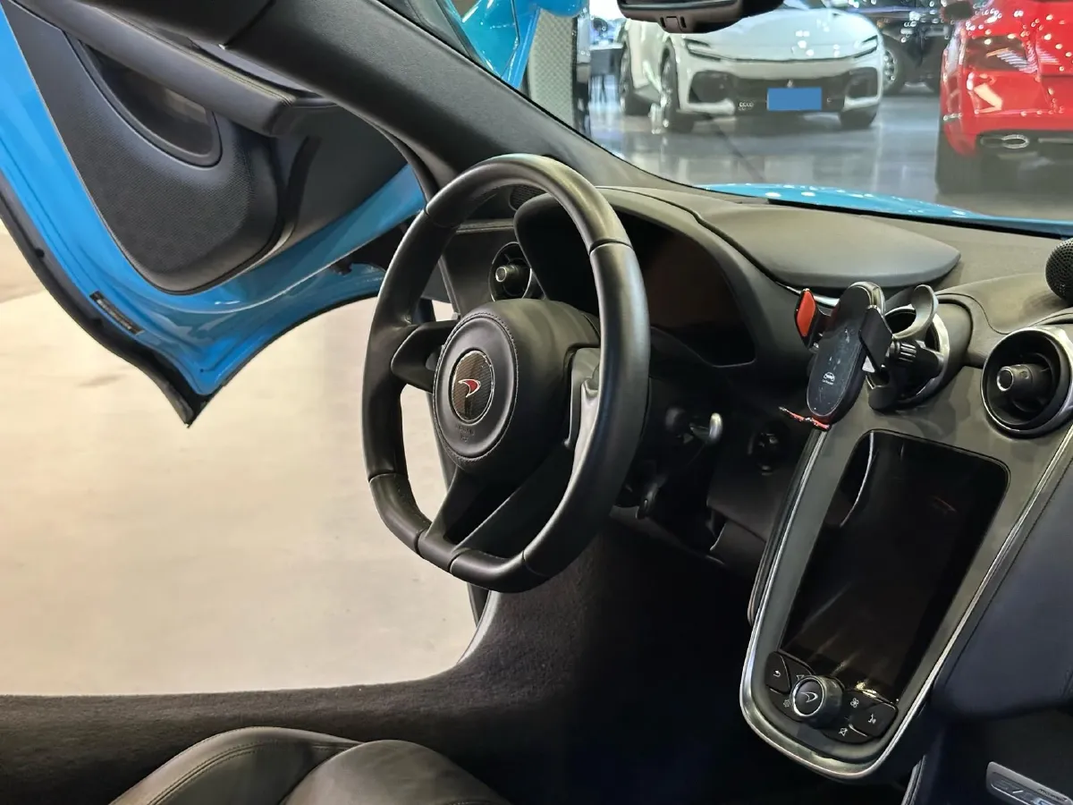 2015 McLaren 570 3.8T 570HP V8 7DCT,autocango,china used car exporter,china ev exporter,chinese used car exporter,chinese used ev exporter