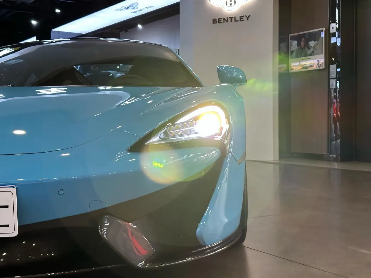2015 McLaren 570 3.8T 570HP V8 7DCT,autocango,china used car exporter,china ev exporter,chinese used car exporter,chinese used ev exporter