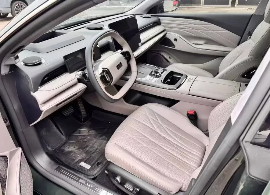 2025 Geely Galaxy Starshine 8 1.5T 163HP L4 3DHT PHEV 27.69KWH,autocango,china used car exporter,china ev exporter,chinese used car exporter,chinese used ev exporter