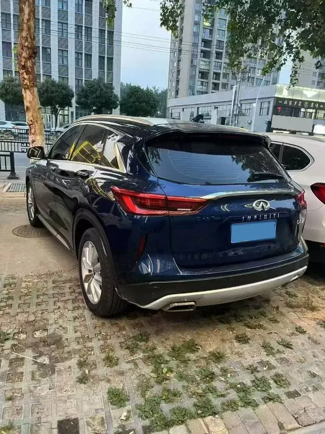 2018 Jeep Grand Commander 2.0T 265HP L4 9AT,autocango,china used car exporter,china ev exporter,chinese used car exporter,chinese used ev exporter