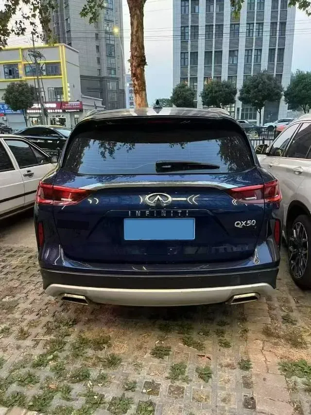 2018 Jeep Grand Commander 2.0T 265HP L4 9AT,autocango,china used car exporter,china ev exporter,chinese used car exporter,chinese used ev exporter
