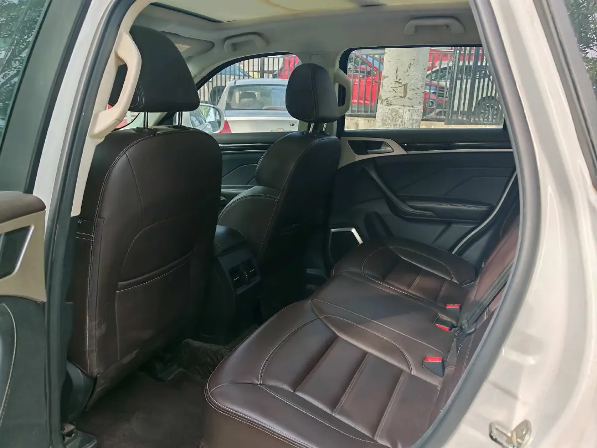 2021 Haval H7 2.0T 227HP L4 7DCT,autocango,china used car exporter,china ev exporter,chinese used car exporter,chinese used ev exporter