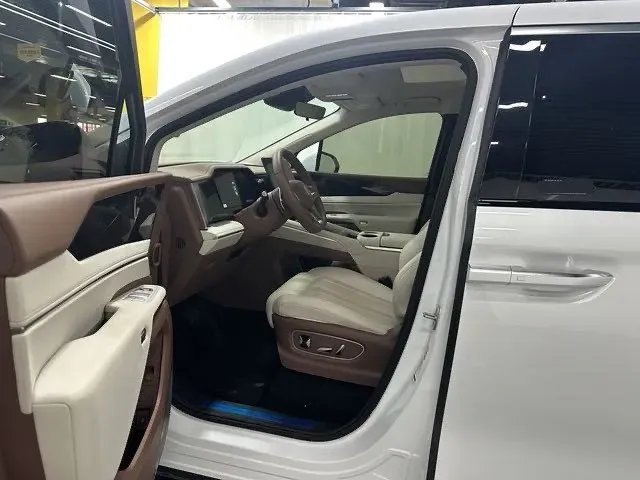 2025 BYD Xia 1.5T 156HP L4 E-CVT PHEV 36.6KWH,autocango,china used car exporter,china ev exporter,chinese used car exporter,chinese used ev exporter