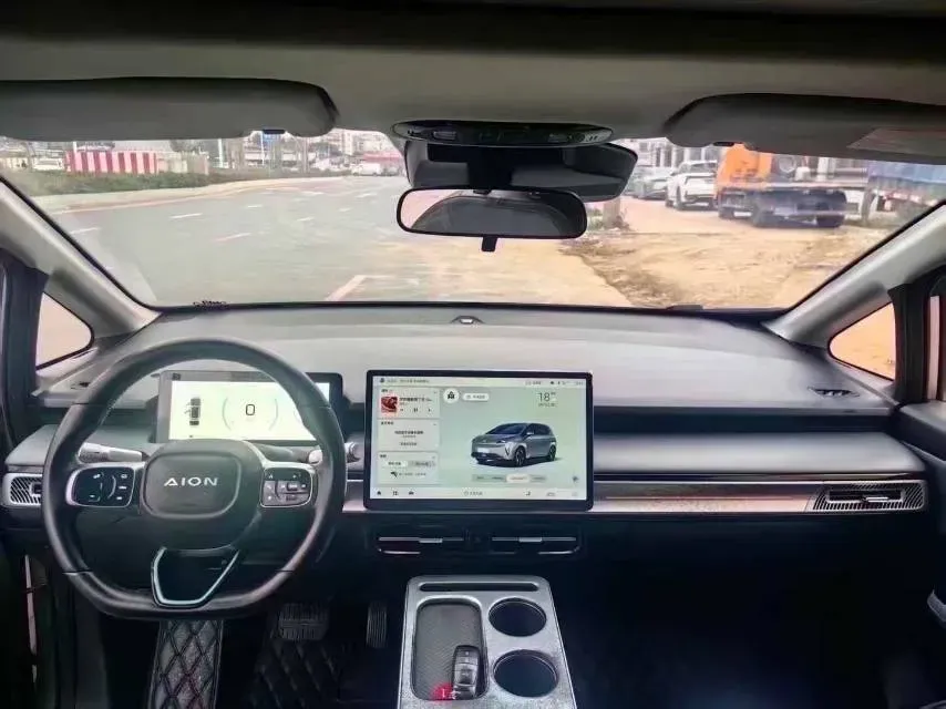 2023 MAXUS Interstellar 2.0T 143HP L4 6AT,autocango,china used car exporter,china ev exporter,chinese used car exporter,chinese used ev exporter