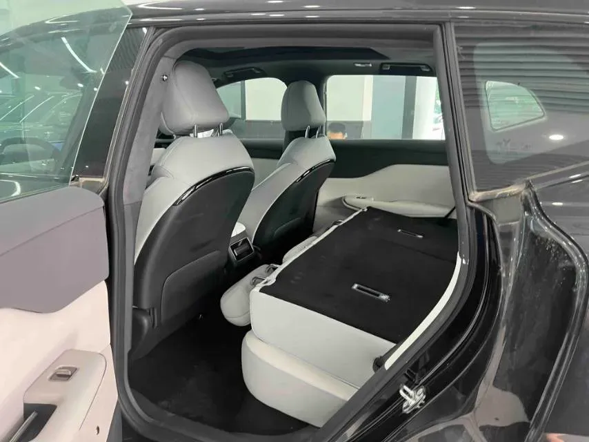 2024 Voyah ZhiYin BEV 79KWH,autocango,china used car exporter,china ev exporter,chinese used car exporter,chinese used ev exporter