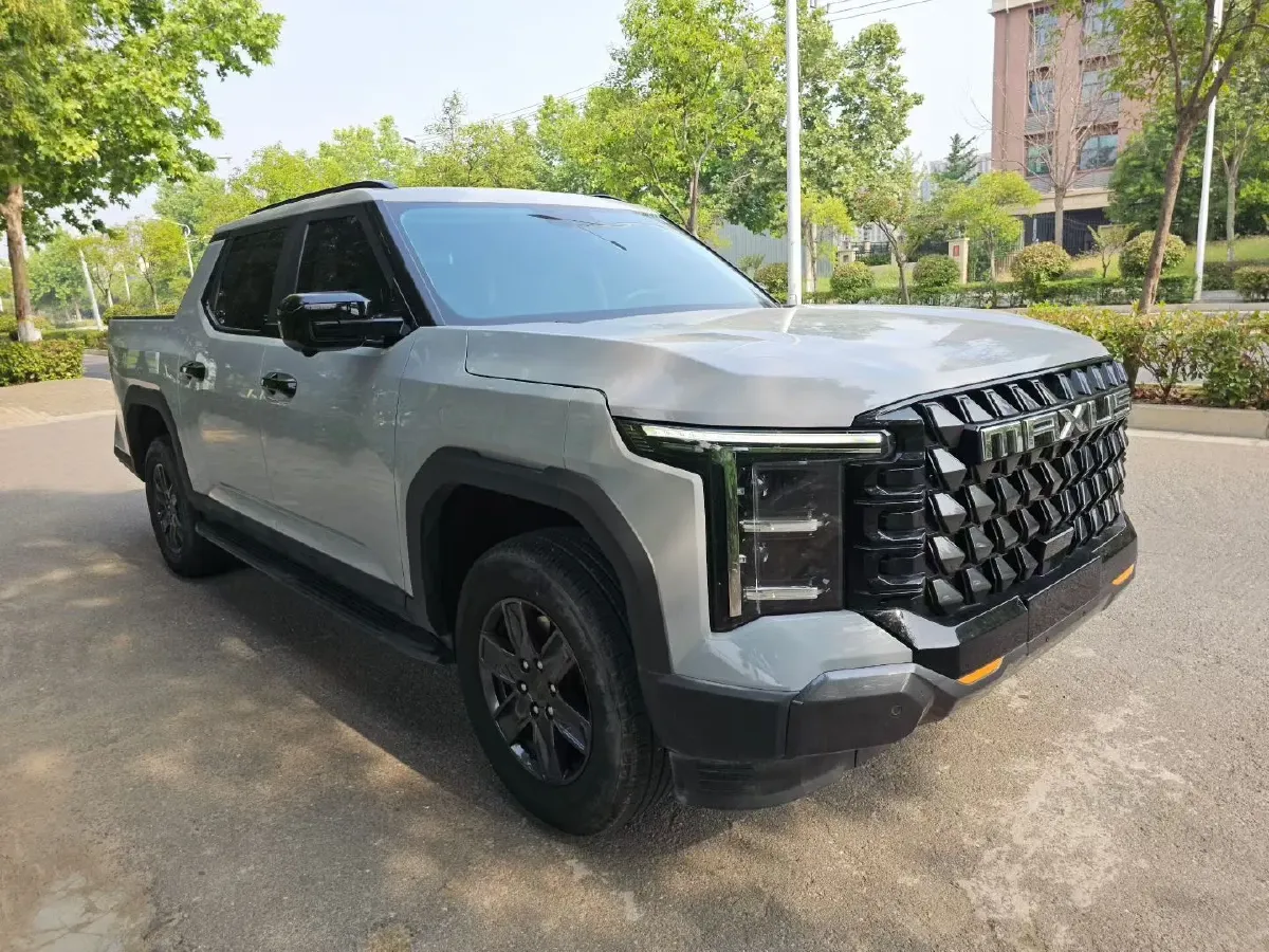 2025 MAXUS InterstellarX 2.5T 224HP L4 8AT,autocango,china used car exporter,china ev exporter,chinese used car exporter,chinese used ev exporter