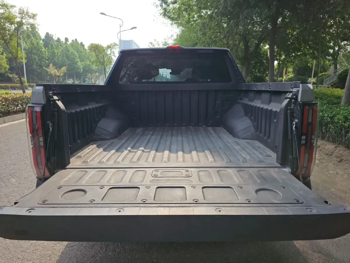 2025 MAXUS InterstellarX 2.5T 224HP L4 8AT,autocango,china used car exporter,china ev exporter,chinese used car exporter,chinese used ev exporter