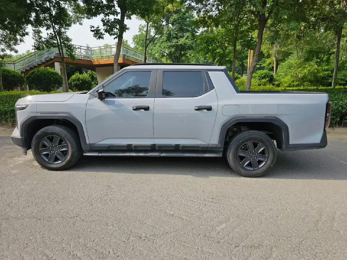2025 MAXUS InterstellarX 2.5T 224HP L4 8AT,autocango,china used car exporter,china ev exporter,chinese used car exporter,chinese used ev exporter