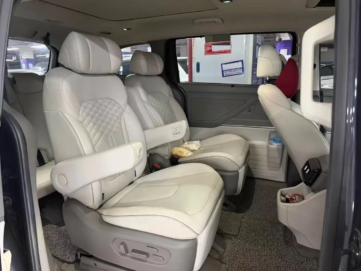 2021 Hyundai Custo 2.0T 236HP L4 8AT,autocango,china used car exporter,china ev exporter,chinese used car exporter,chinese used ev exporter