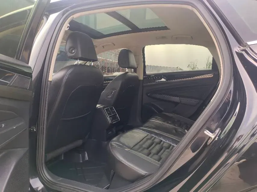 2019 Skoda Kodiak 2.0T 186HP L4 7DCT,autocango,china used car exporter,china ev exporter,chinese used car exporter,chinese used ev exporter